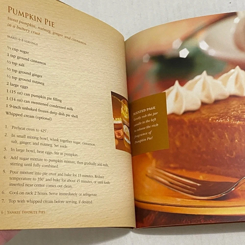 Yankee Candle Favorites Cookbook 2010 First Edition Recipes Softcover Foodie